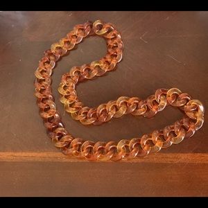 Acrylic link necklace